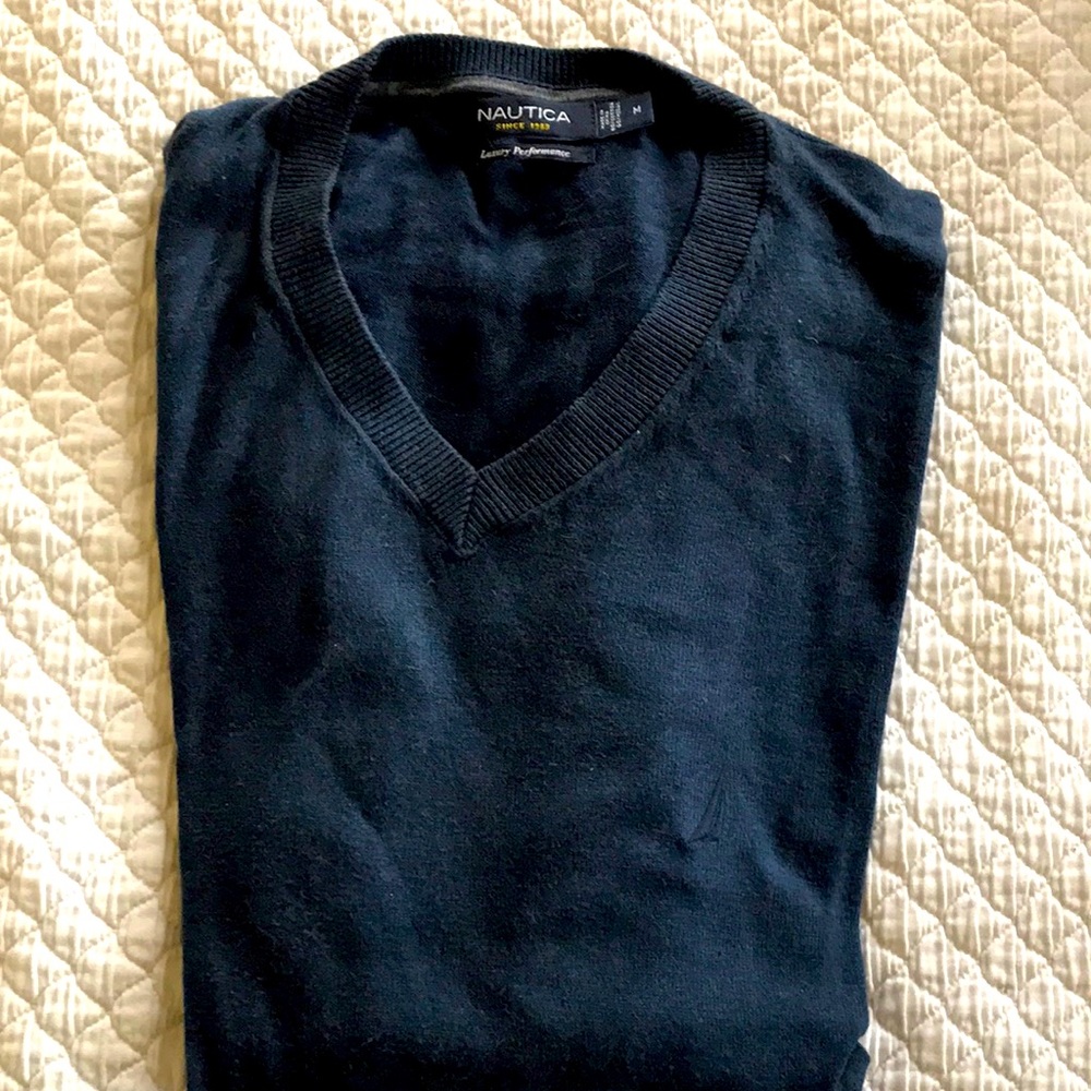 Nautica M blue sweater